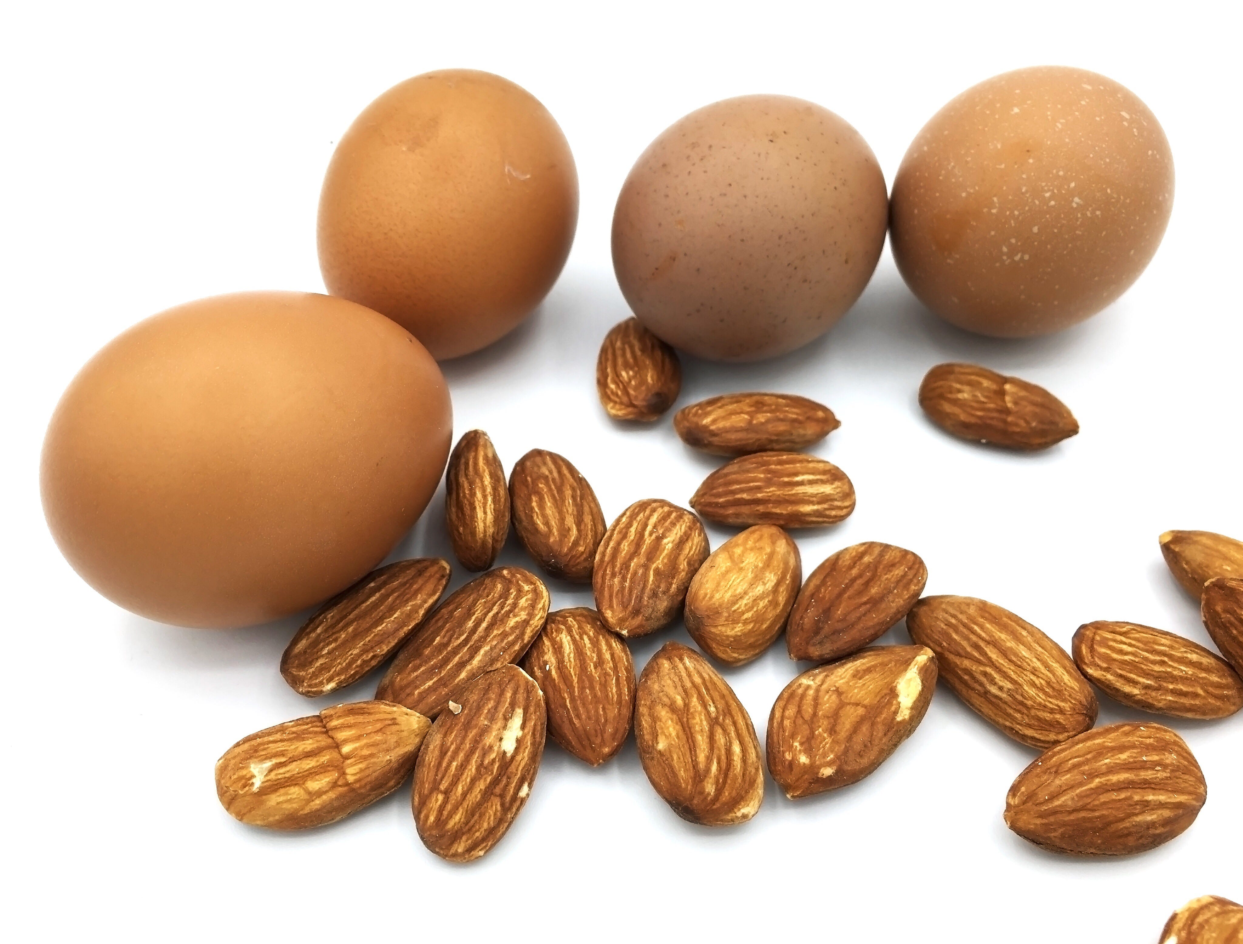Engordan las mucho almendras
